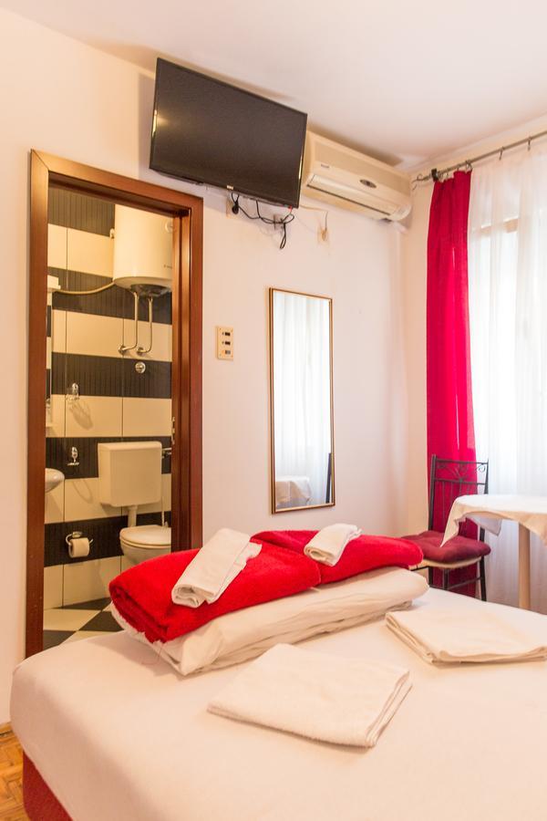 Guest House Vucicevic Budva Eksteriør billede