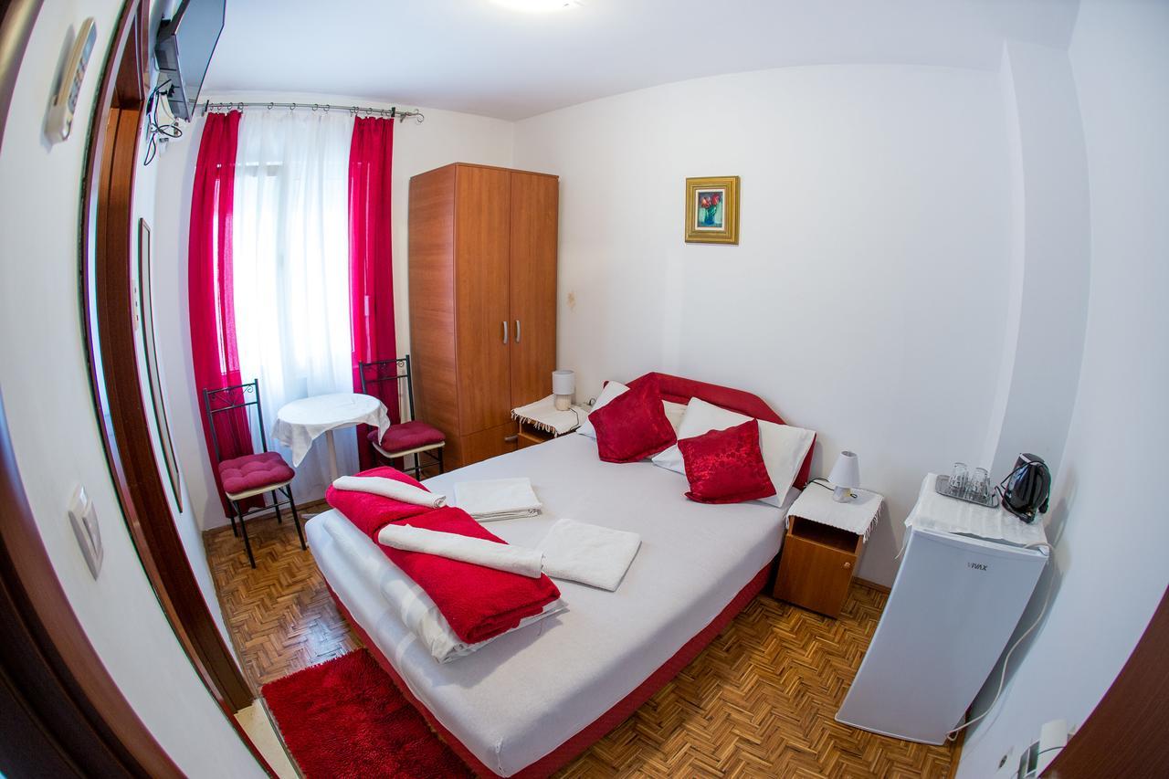 Guest House Vucicevic Budva Eksteriør billede